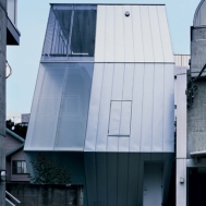 Kazuyo Sejima. Kazuyo Sejima & Associates, Small House. Tokyo, Japón. 2000